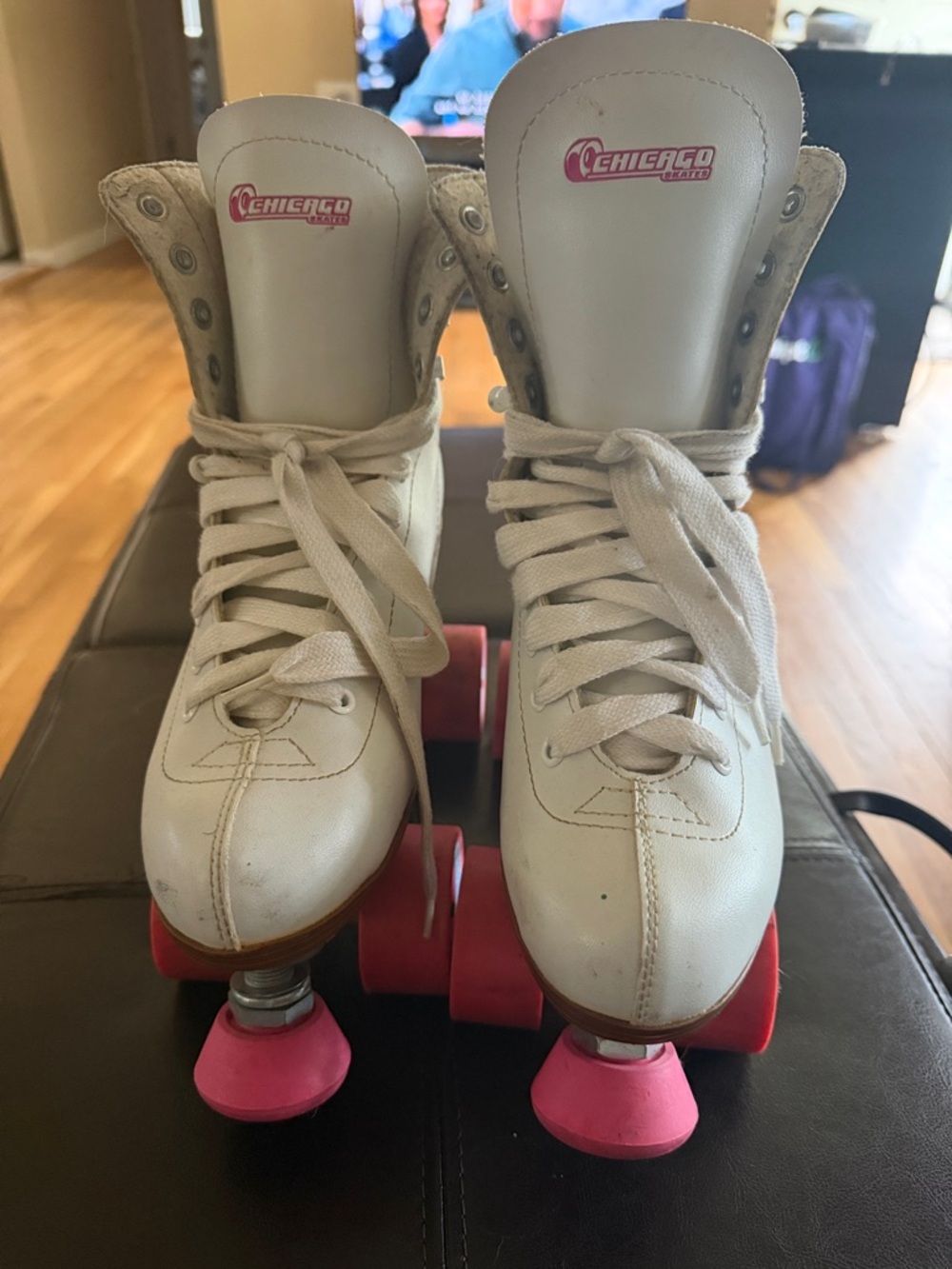 Chicago Skates White Roller Skates with Pink Wheels